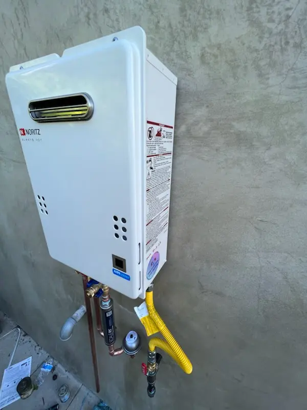 Tankless water heater installation for Catharpin Farms homes